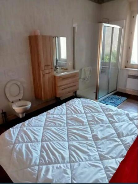 Appartamento Chambre Tout Equipee Lacroix-sur-Meuse Esterno foto
